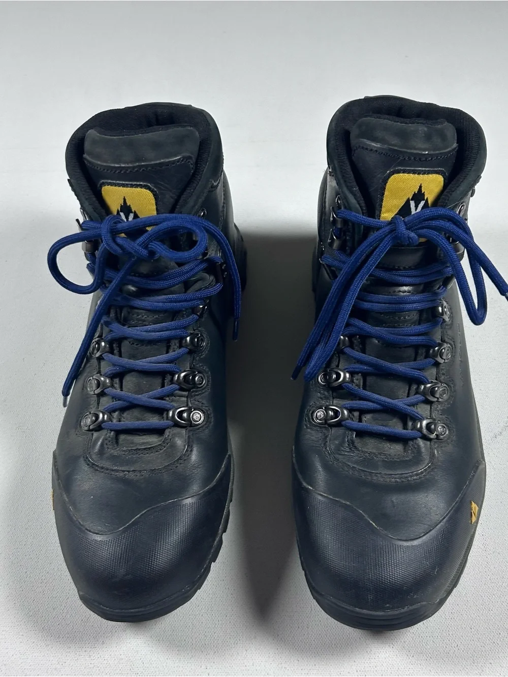 Vasque Bitterroot GTX Backpacking Boot - Men's 10.5 Goretex Vibram Worn Once
